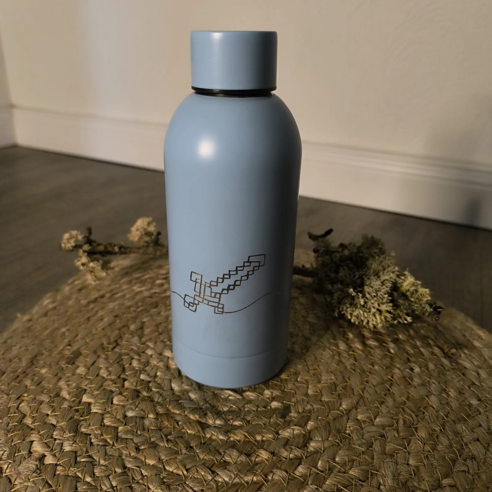 Trinkflasche Schwert und Name